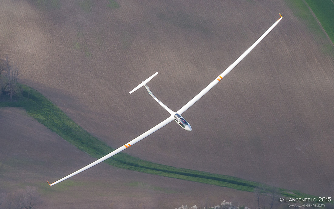 PEL 1200rrr bkg 1100